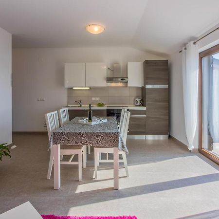 Anton 1 Apartment ซริกเวนิซา ภายนอก รูปภาพ