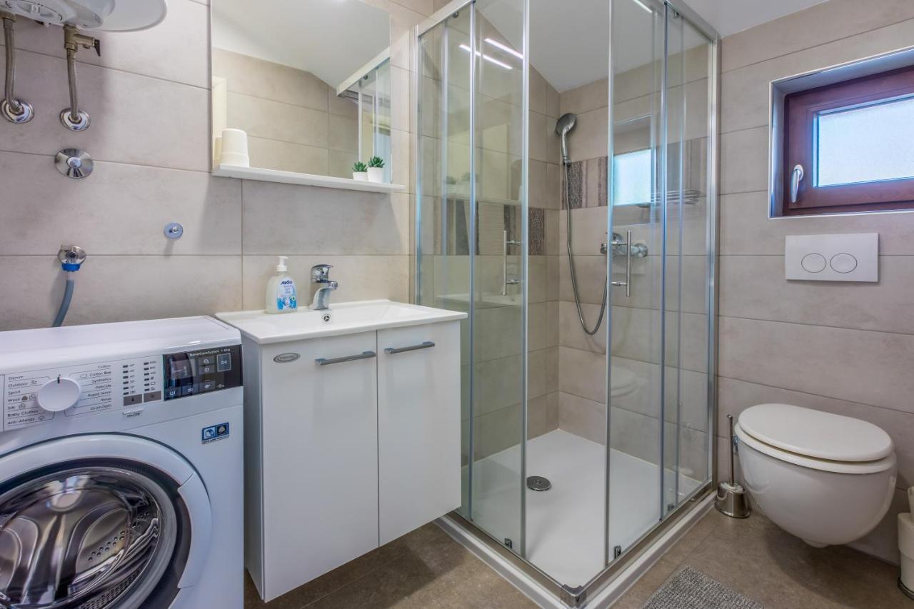 Anton 1 Apartment ซริกเวนิซา ภายนอก รูปภาพ